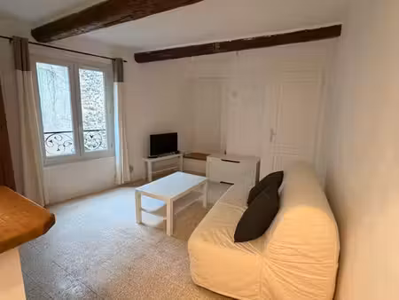 maison de ville à louer meublée centre ancien istres