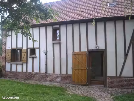 maison à warloy-baillon 2 chambres  cour à l'arrière