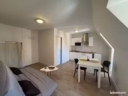 studio 1 pièce 23 m²