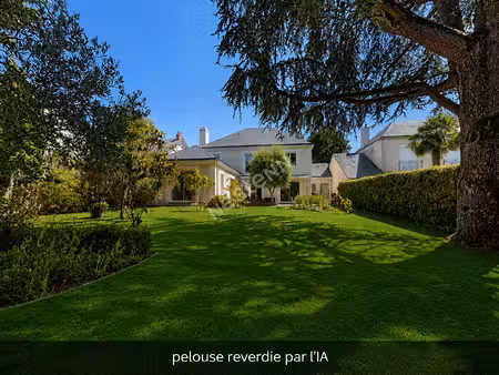 nantes américains-sainte thérèse / maison 9 pièces 213.48 m2 / jardin paysager / grande pa