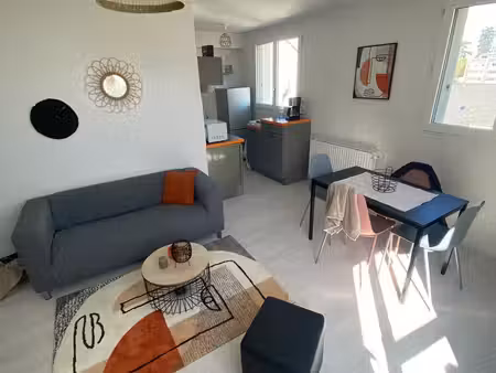 appartement lumineux avec terrasse