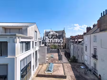 grand studio de 45 m² au sol  quartier hauts-pavés - talensac - viarme.