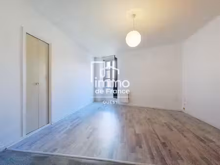 studio spécial étudiant - nantes saint felix / petit port 23.35m²