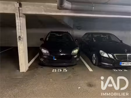 vente parking 12 m²