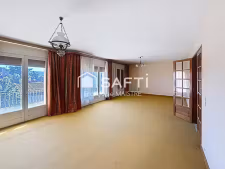3 chambres - 2 balcons - 132 m²