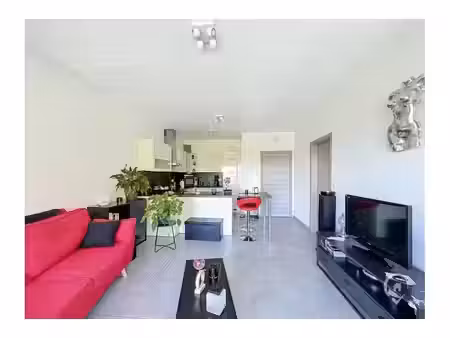 appartement à louer à rue de la centaurée 41 marche-en-famenne (vbe71340)