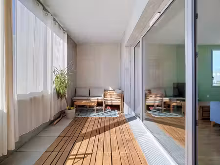 nantes – nouveau chu – t4 3 chambres avec loggia de 15 m²