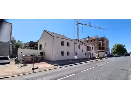 appartement 2 pièces avec terrasse et parking