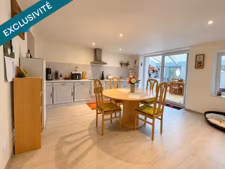 maison familiale de caractère  terrain de 1 700 m²