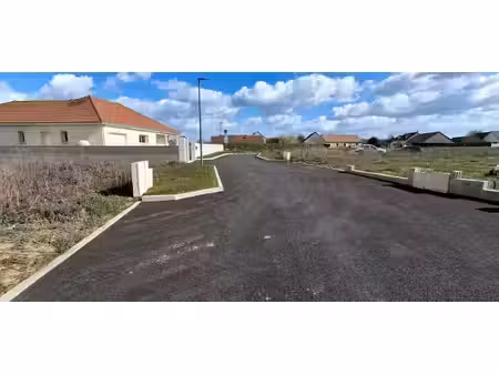 les terres des croix rouges tranche 2 - allée d
