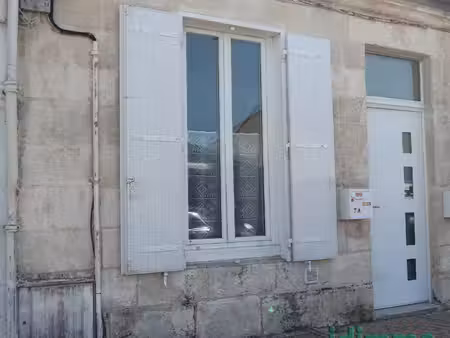 logement de 33 m2 . la rochelle /tasdon.