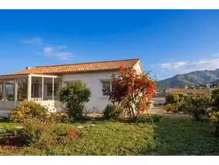 maison avec 1 817 m² de terrain divisible