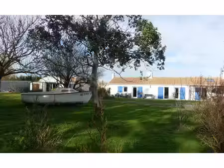longère au coeur du marais