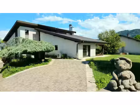 armoy : élegante villa d'architecte t8