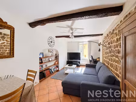 maison de village de 102 m²   3 chambres avec cave  remise et buanderie sur saint-maximin-