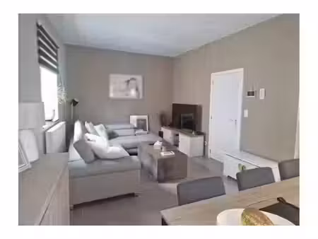maison à louer à rue du rempart 64 leuze-en-hainaut (vbe71362)