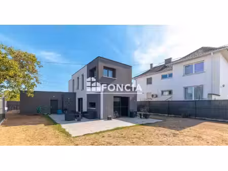 haguenau – maison contemporaine récente et économique