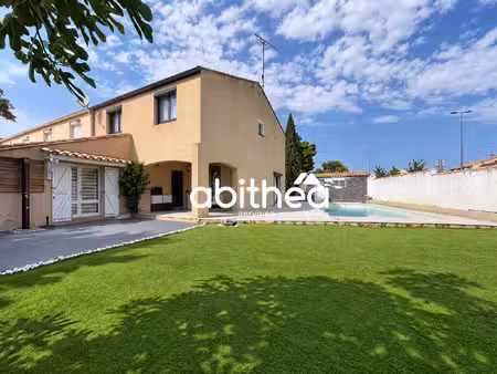 villa familiale avec piscine et jardin 6 pièces  5 chambre