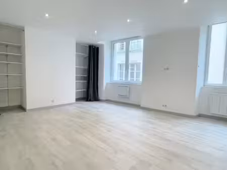 vente immeuble 140 m² argenton-sur-creuse (36200)