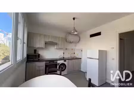 studio à villeurbanne (69100)