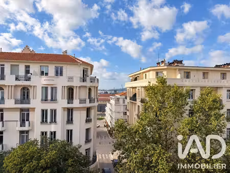 appartement à toulon (83000)