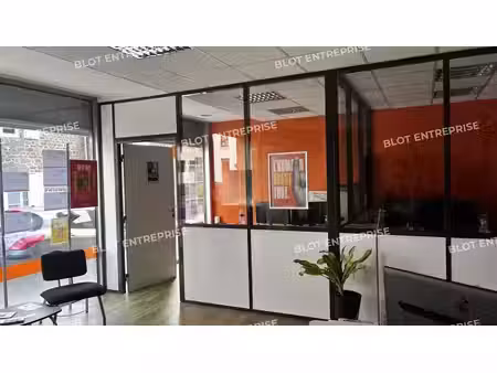 vente bureaux montfort sur meu 35160 205m²