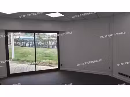 location bureaux cesson sevigne 35510 317m²