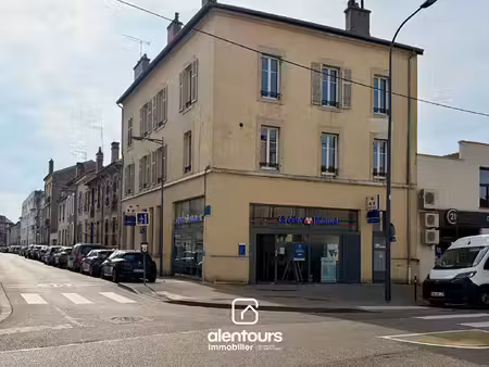 local commercial 260 m2