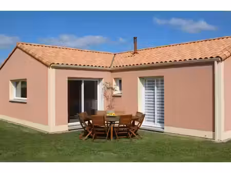 location maison 4 pièces 80 m² à léognan (33850)