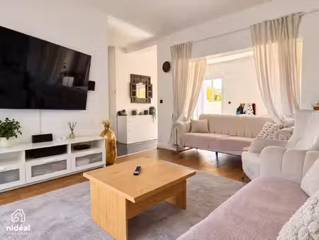 noyon – maison familiale  4 chambres & t2 indépendant