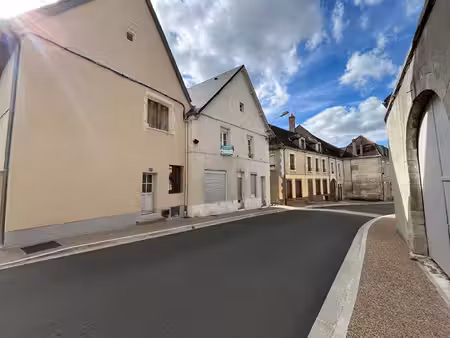 immeuble dans le centre de pouilly sur loire