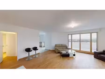 appartement 4 pieces 136.76 m2