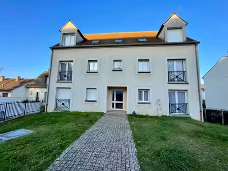 appartement 2 pièces à louer - epône