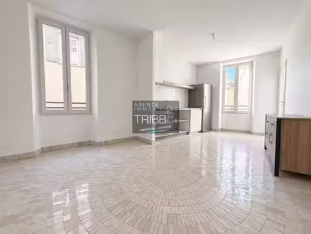 thuir - appartement t2 -