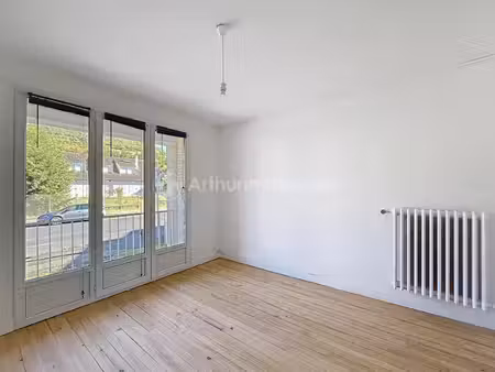 appartement t3 - 60m² - balcon et parking - veyre monton