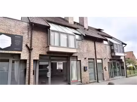 bien commercial à louer à lanaken pour € 595