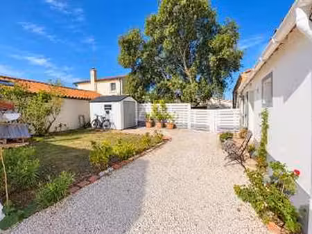 vente maison aux sables-d'olonne (85100) : à vendre / 56m² les sables-d'olonne