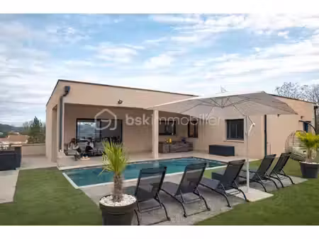 maison de 244 m² à cebazat