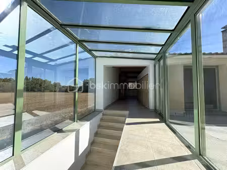 propriété de 260 m² à mudaison