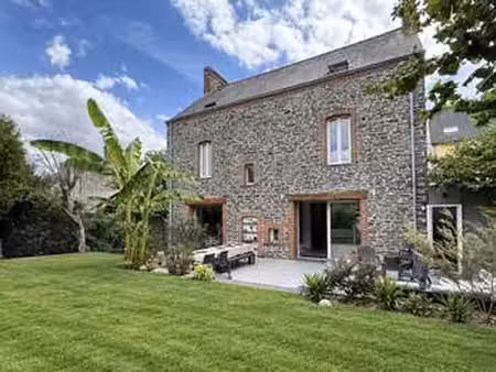 vente demeure d'exception à janzé (35150) : à vendre / 263m² janzé