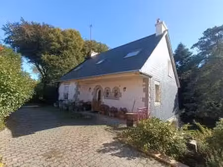 vente maison à rostrenen (22110) : à vendre / 127m² rostrenen