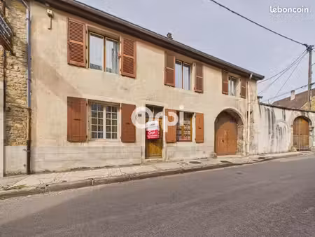 maison 6 pièces 170 m²