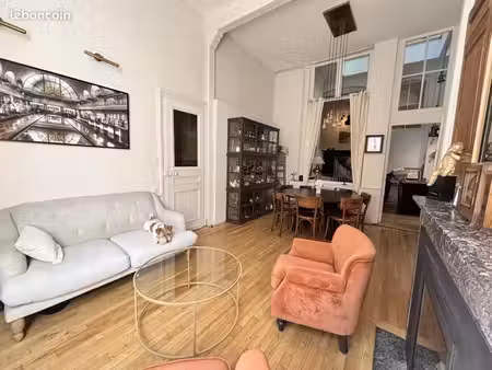 maison 7 pièces 145 m²