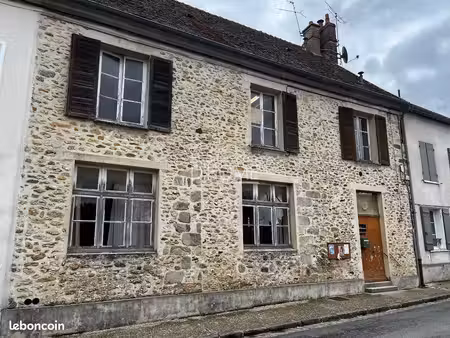 maison 6 pièces 260 m²