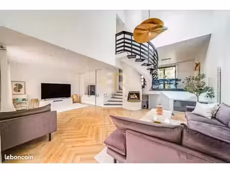 maison 7 pièces 150 m²