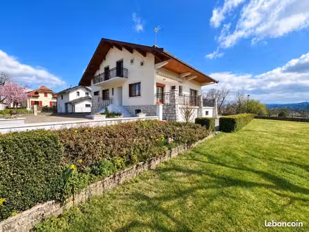 maison 7 pièces 156 m²