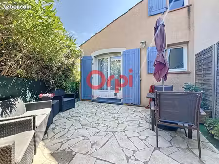 duplex/triplex 2 pièces 30 m²