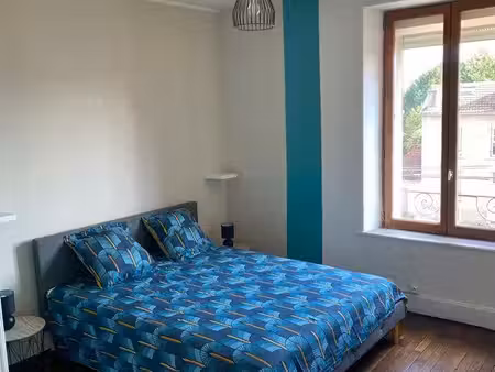 appartement à louer 42 m2 au pied du tram à essey