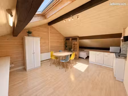 studio lumineux 23 m² - meublé - idéal étudiant - 500 cc - proche lycée victor bérard bts
