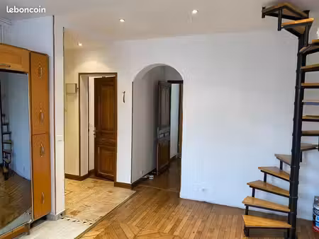 appartement meublé 50 m² — charme et agencement atypique